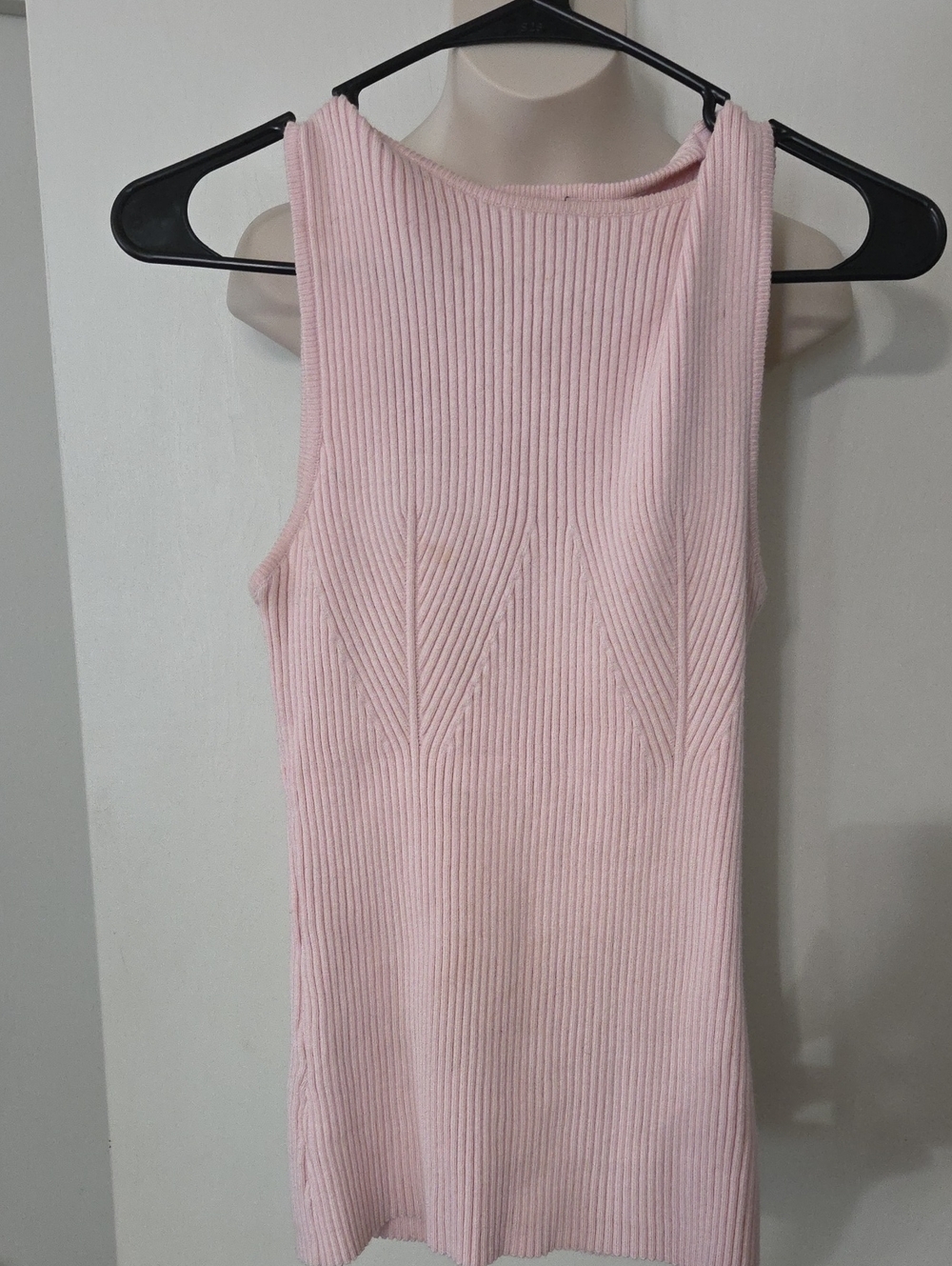 Ribbed Knit Sleeveless Tank Top in Pale Pink